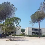 Gjiri I Lalzit Daire Dıraç