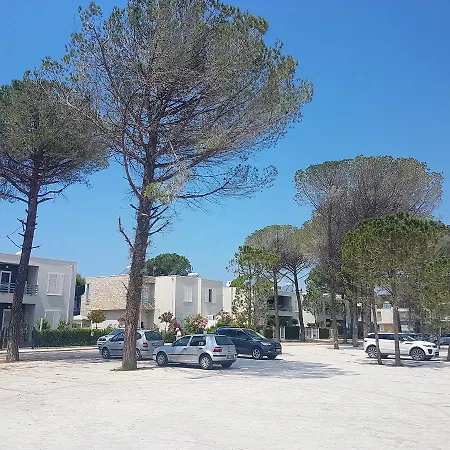 Gjiri I Lalzit Durres