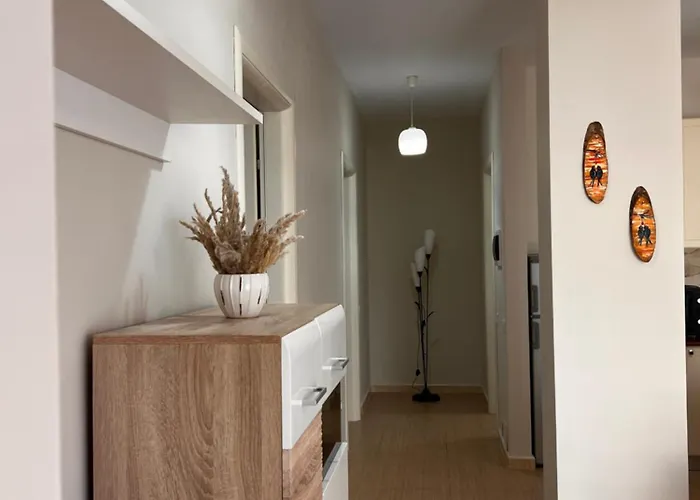 Apartament Gjiri I Lalzit